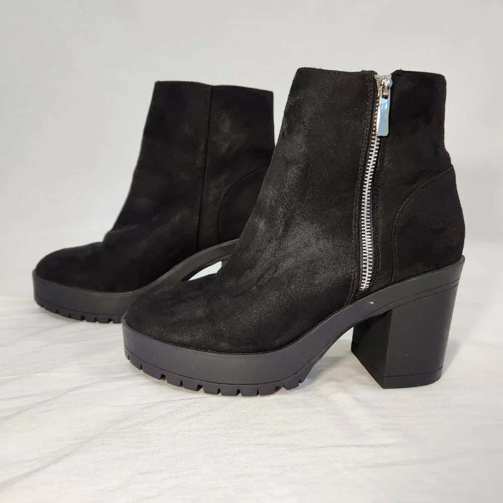 FRENCH CONNECTION Black Jasmine Lug Sole Vegan Side Zip Booties Size 8 LIKE NEW! - Picture 5 of 16